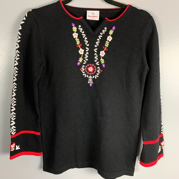 Hanna Andersson Sweaters - Hanna Andersson Long-sleeved top with Accents